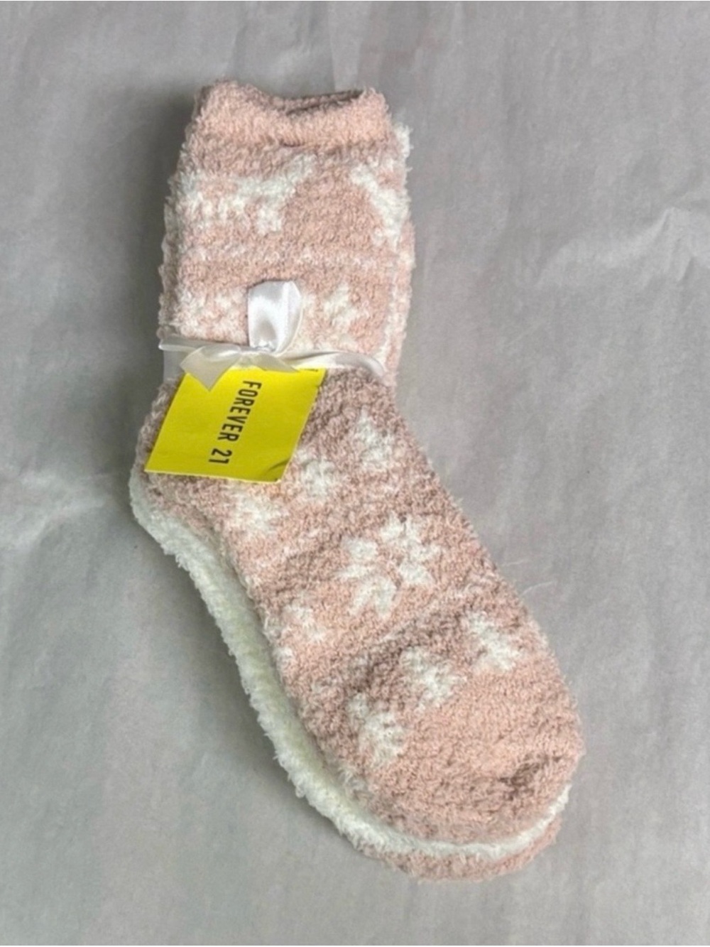 New Forever 21 Socks Womenās 3 Pair Casual Soft Warm Fuzzy Cozy Plush Socks